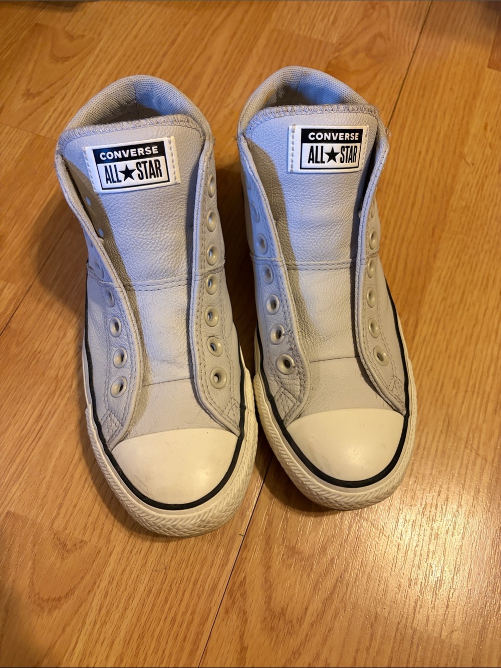 Leather Converse women’s 7.5